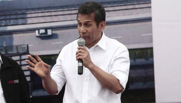 Ollanta Humala ratifica acciones legales contra Greenpeace por dañar Líneas de Nasca. (Perú21)