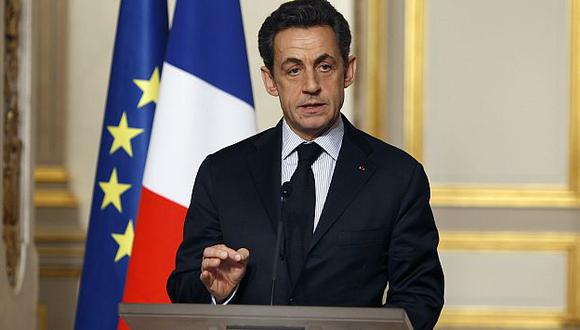 Sarkozy advirtió que podrían poner fin a su misión en ese país. (Reuters)