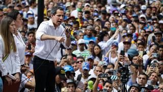 Juan Guaidó pide a opositores mantenerse en protesta hasta que caiga Nicolás Maduro