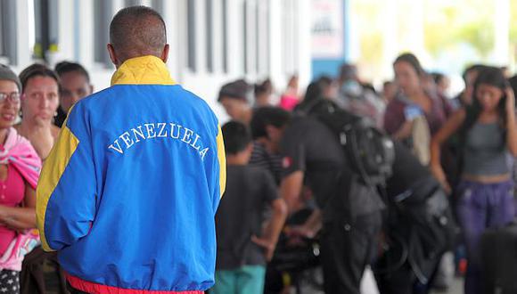 El 80% de venezolanos que llega al Perú viene con pasaporte, dijo el ministro de Relaciones Exteriores. (Foto: EFE)