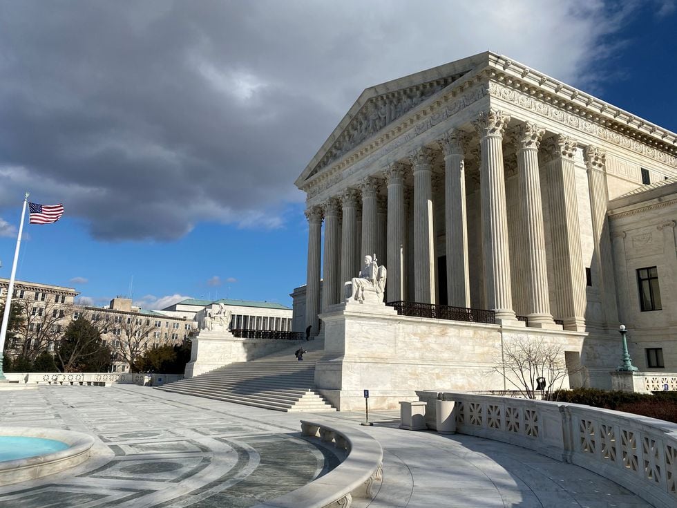 El edificio de la Corte Suprema de los Estados Unidos se ve en Washington. (REUTERS/Will Dunham/File Photo).