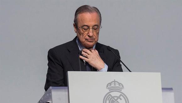 Florentino Pérez presidió el acto de entrega de insignias del club a los socios que han alcanzado una antigüedad de 25, 50 y 60 años. (Foto: EFE)