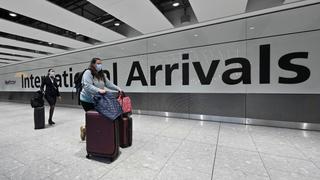 El Reino Unido retira al Perú y otros países de su lista roja de viajes de riesgo por COVID-19
