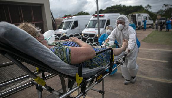 Brasil superó este domingo los 9,5 millones de casos confirmados de coronavirus. (Foto: TARSO SARRAF / AFP)