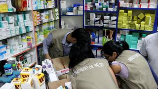 Incautan dos toneladas de medicamentos ilegales en el Cercado de Lima