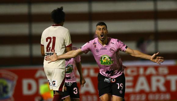 Sebastian Penco fue la figura del partido ante UTC: marcó dos goles, uno de ellos de 'chalaca'. (Foto: Fernando Sangama)