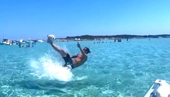 Zlatan Ibrahimovic sorprende con esta difícil pirueta en la playa