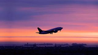 Crear una aerolínea estatal “low cost“ elevaría los precios de los pasajes, advierte ComexPerú