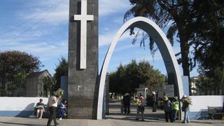 Arequipa: Cementerios restringen la presencia a sepelios a 15 familiares como máximo 