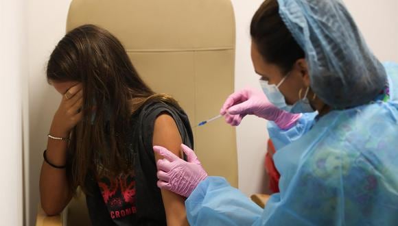 En los próximos días arranca en el Perú la vacunación contra el COVID-19 de niños de 5 a 11 años. (Foto: EFE/Alejandro Prieto)