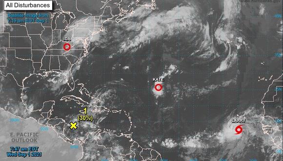 Imagen cedida  por la Oficina Nacional de Administración Oceánica y Atmosférica (NOAA) a través del Centro Nacional de Huracanes (NHC) donde se muestra la localización de Larry, la duodécima tormenta tropical de este 2021 en el Atlántico. (Foto: EFE/NOAA-NHC)