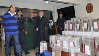 Extranjeros iban a sacar más de 900 kilos de coca
