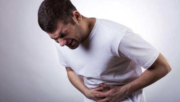 Un fuerte dolor abdominal persistente puede ser un síntoma de cáncer de colon y recto. (Difusión)