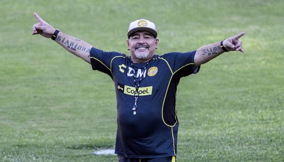 Las burlas contra Diego Maradona en programa mexicano (Foto: AFP / Video: YouTube - ESPN).