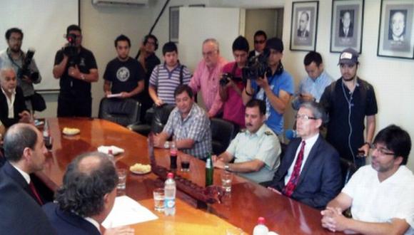 El cónsul peruano en Santiago se reunió con los dirigentes deportivos de Chile para que Incas del Sur puedan participar. (Difusión)