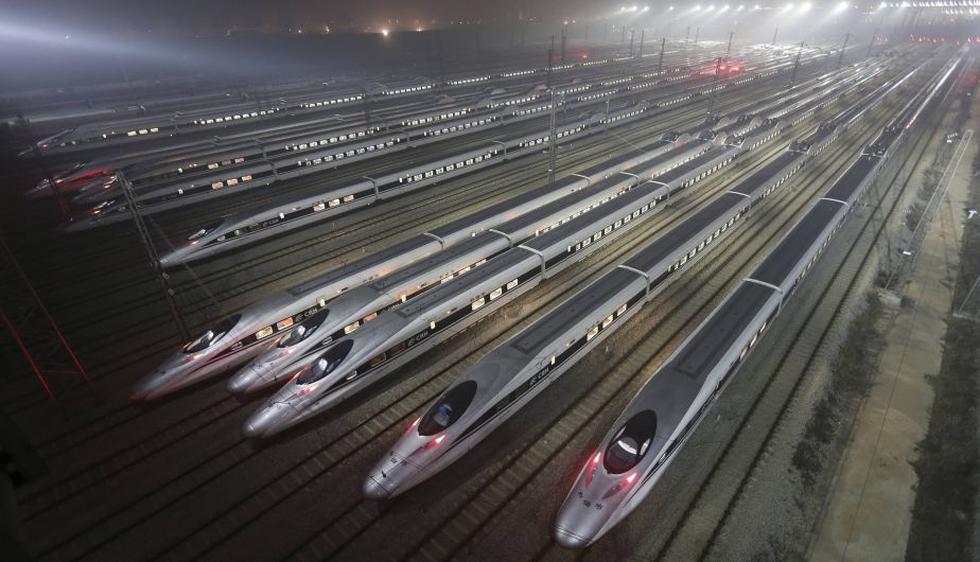 El Gobierno planea construir una red ferroviaria de alta velocidad con cuatro líneas este-oeste y cuatro norte-sur para 2020. (Reuters)