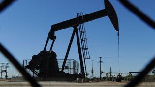 Precio del petróleo seguirá con tendencia a la baja