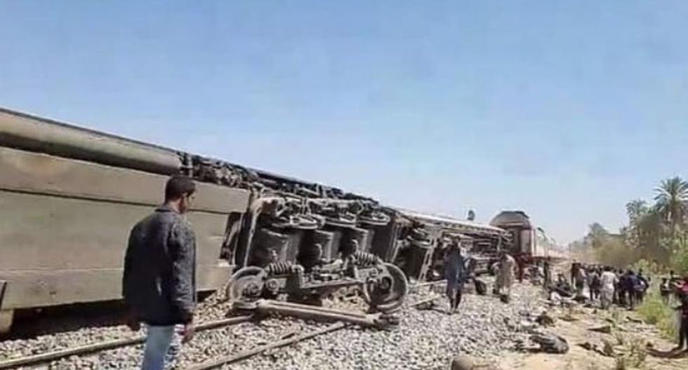 Al menos 32 muertos y 66 heridos en accidente ferroviario en Egipto. (Captura de pantalla / Twitter).