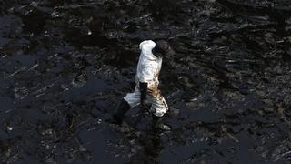 Derrame de petróleo: piden crear Comisión del Congreso para investigar desastre ambiental
