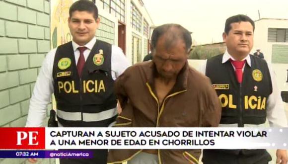 Los vecinos detuvieron al sujeto tras escuchar los gritos de la víctima en Chorrillos. (Foto: América TV)
