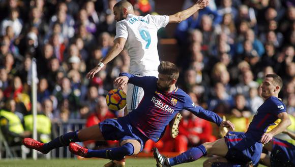 Karim Benzema tuvo la opción para reivindicar su mal momento. (AFP)