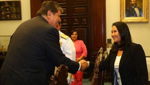 Alan García no irá al diálogo y Keiko Fujimori aún lo evalúa. (Perú21)