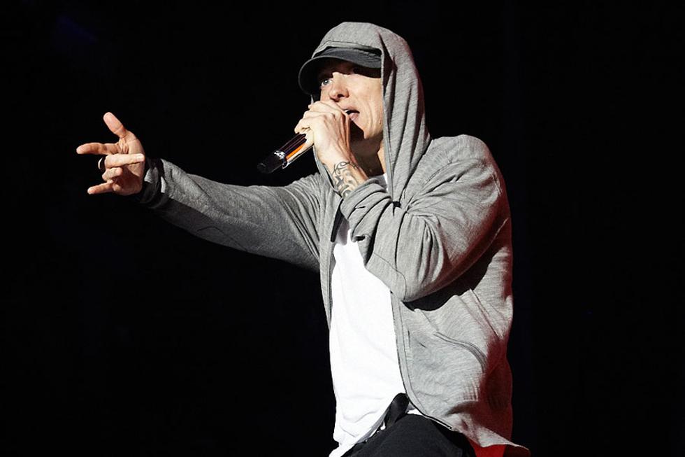 Эминем быстрая песня. Рэпер Эминем. Эминем певец репер. Eminem 2004. Эминем 2009.