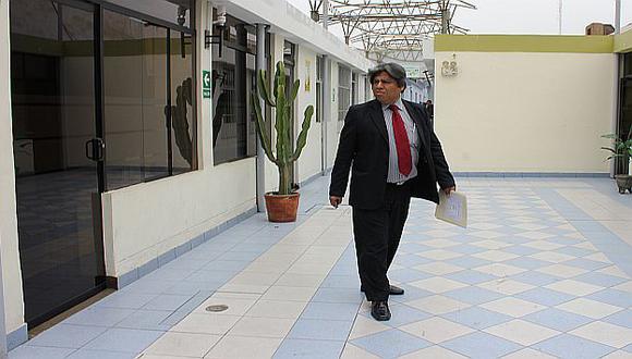 El fiscal Montes en la cuerda floja. (Perú21)