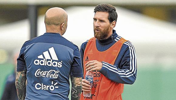 Jorge Sampaoli ya cuenta con Lionel Messi (USI)