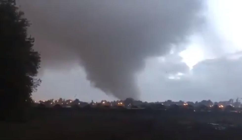 Chile: Un gran tornado sorprendió a los chilenos de la región del Biobío. (Twitter)