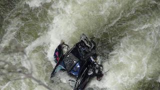 Junín: Cinco hinchas del Sport Águila murieron al caer con auto al río Tarma