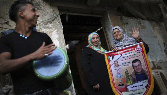Celebración en la casa de Omar Masud, preso palestino que será liberado en las próximas horas. (AP)