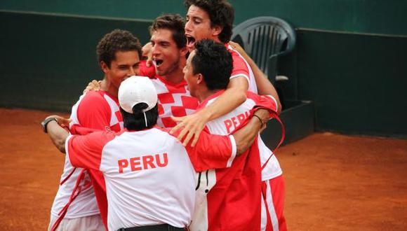 Brian Panta, Mauricio Echazú, Duilio Vallebuona y Juan Pablo Varillas integraron el grupo. (Federación Peruana de Tenis)