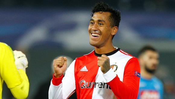 Tapia se ganó un lugar en la consideración de Giovanni van Bronckhorst y destaca con el Feyenoord. (REUTERS)