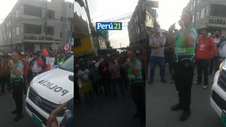Arequipa: Policía exhortó a manifestantes a respetar “como hermanos que somos” los servicios policiales