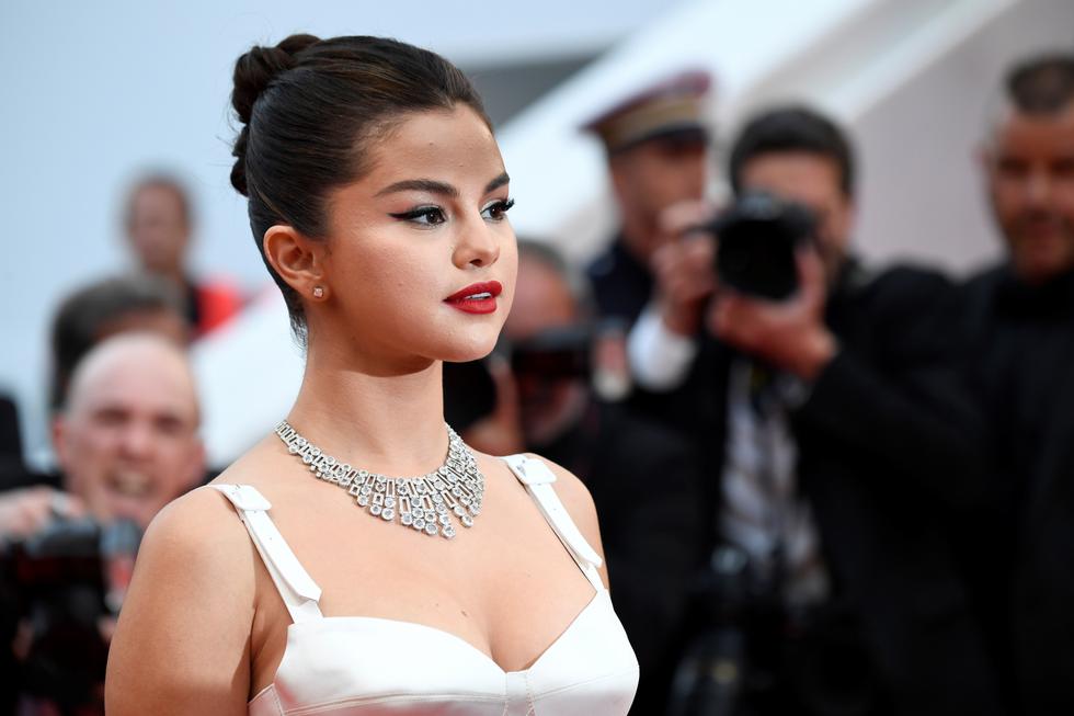 Selena Gomez encanta con elegante look en el Festival de Cannes 2019 (Foto: AFP)