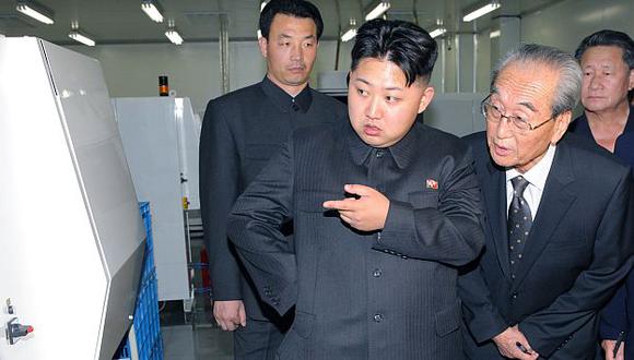 El editorial llama al fortalecimiento de las fuerzas armadas norcoreanas. (Reuters)