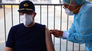 Más de 55.560 peruanos recibieron primera dosis de vacuna contra el COVID-19 de Sinopharm