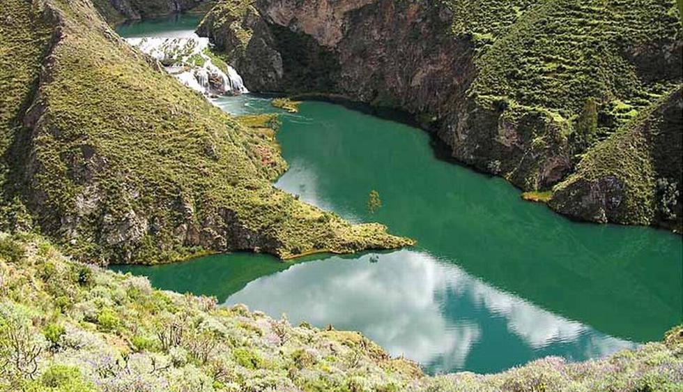 Esta reserva paisajística queda a 300 km al sureste de Lima. El pueblo de Yauyos se caracteriza por sus nevados, lagunas de aguas turquesas, cascadas cristalinas, quebradas y profundos cañones. (Internet)