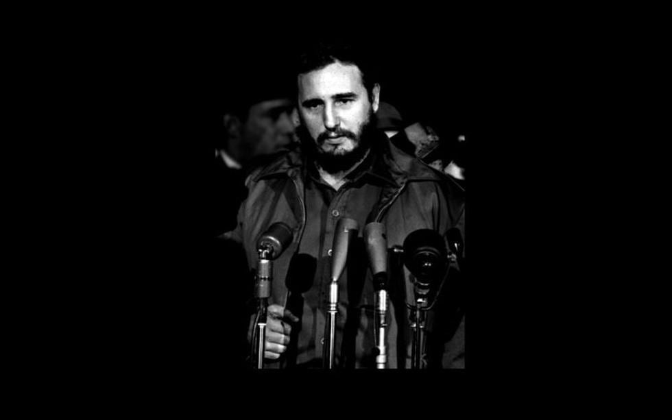 1. De niño, Fidel Castro amenazaba a sus padres con quemar la casa cuando no le permitían estudiar. Lo curioso es que durante su juventud no era un estudiante modelo. (Wikipedia)