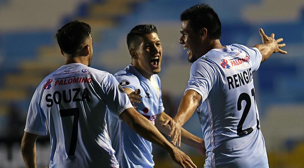 Real Garcilaso y San Martín buscan celebrar su primera victoria en la Liga 1. (Foto: AFP)