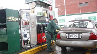 Petroperú y Repsol subieron precios de combustibles hasta en S/ 0.25 por galón, según Opecu