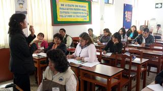 Ministerio de Educación informó que aumentarán sueldos a los docentes