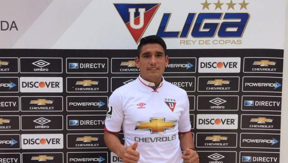 Irven Ávila fue presentado como nuevo delantero del LDU de Quito. (@chinobesc)