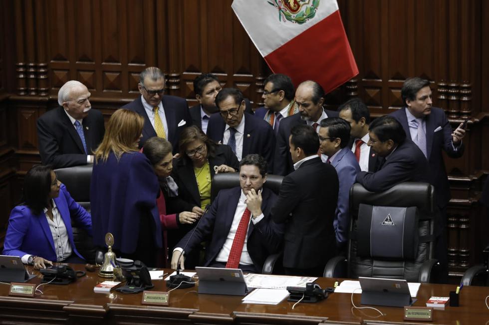 Tras un tiempo de receso, inició el debate del Legislativo por la cuestión de confianza planteada&nbsp; por el Ejecutivo. (Foto: Anthony Niño De Guzmán / GEC)