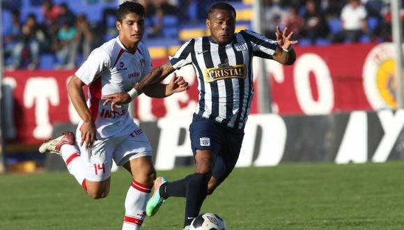 Alianza no se ahogó en el ‘Ciudad de Cumaná’ y creó varias situaciones de gol en la portería del Inti Gas. (Leo Fernández/USI)