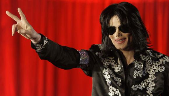 Familiares de Michael Jackson se encuentran indignados. (AP)