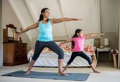 Respiración y yoga para relajarte en casa durante los días de cuarentena