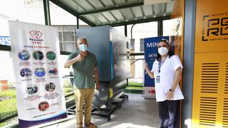 Hospital Dos de Mayo pone en funcionamiento nueva planta de oxígeno para sus pacientes