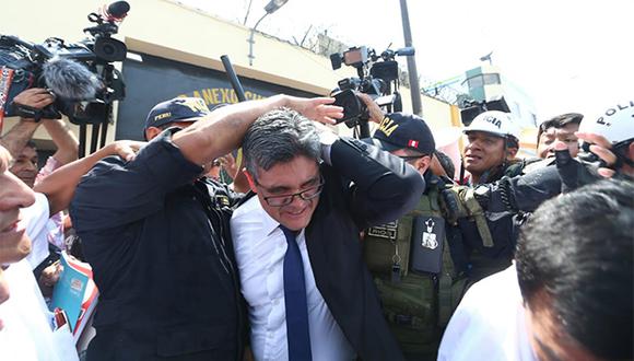 José Domingo Pérez presentó una denuncia por la agresión que sufrió en la comisaría de Chorrillos. (Foto: Alessandro Currarino / El Comercio)